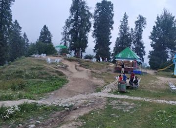 pakistan/ayubia-national-park/bar/restaurant-chair-lift