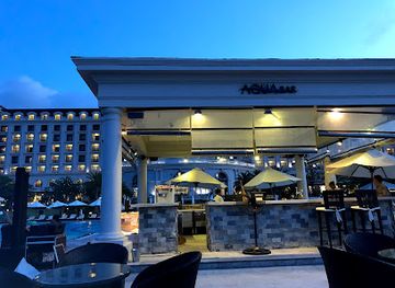 vietnam/nha-trang/vinpearl-land/bar/aqua-bar