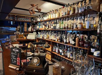 united-kingdom/banffshire/bar/seven-stills-french-restaurant-and-malt-whisky-bar-lounge