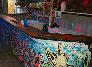 panama/portobelo/bar/rancho-sin-fronteras