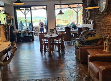 czechia/machovo-jezero/bar/turnovska-pivnice-nad-jezerem