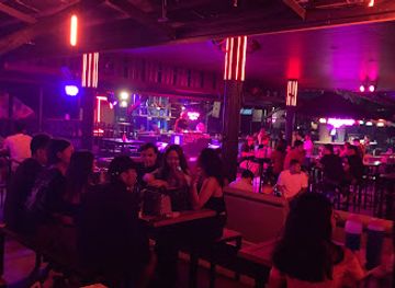 philippines/calabarzon/bar/tricia-s-resto-bar-lipa