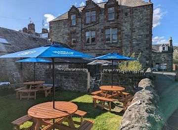 united-kingdom/aberfeldy/bar/three-lemons