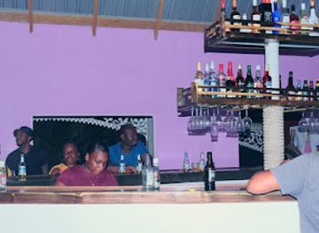 saint-vincent-and-the-grenadines/saint-andrew/bar/boat-bar