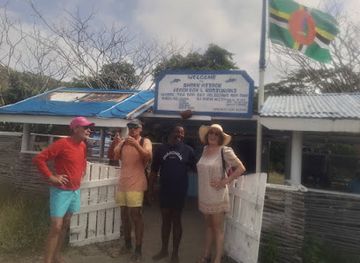 saint-vincent-and-the-grenadines/petit-st-vincent/bar/shark-attack