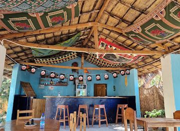 malawi/lake-malawi/bar/zathu-cape-community-kitchen-bar
