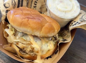 utah/escalante/bar/byrds-tasty-travels