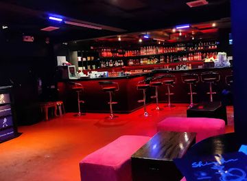 philippines/manila/makati/bar/secret-door