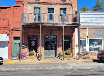 alabama/lake-eufaula/bar/kj-s-grilling-company