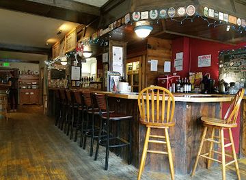 oregon/lane-county/bar/3-legged-crane-pub-and-brewhouse
