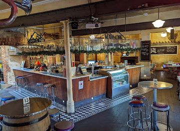 australia/adelaide/north-adelaide/bar/royal-oak