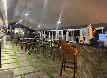 india/gangtok/bar/the-sky-deck-rooftop-pool-bar-restaurant