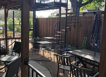 texas/san-angelo/bar/the-garden-lounge