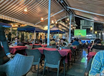 india/pune/koregaon-park/bar/chandrama-bar