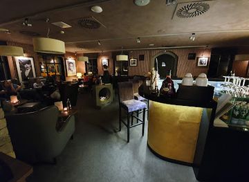 czechia/krkonose/bar/hennessy-bar