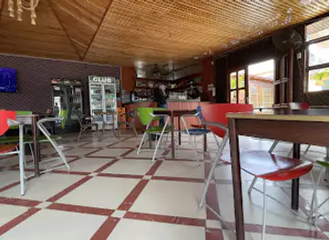 Dadi's Bar