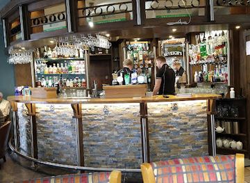 ireland/causeway-coastal-route/bar/the-diamond-bar