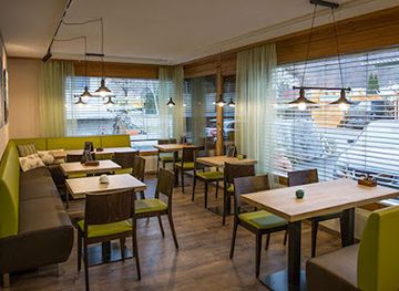 liechtenstein/oberland/bar/artis-bistro