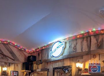 wisconsin/blue-hills/bar/red-rock-campground-and-pub