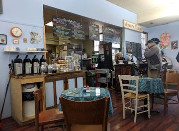 new-hampshire/mount-monadnock/bar/aesop-s-tables-events