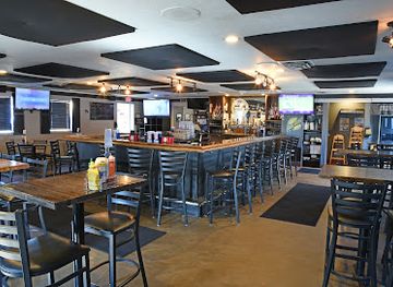 michigan/southwest-michigan/bar/the-win-tavern-33