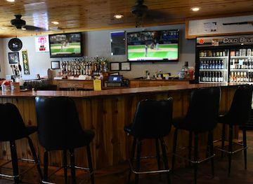 wisconsin/southwest-wisconsin/bar/lawrence-s-pub-and-eatery