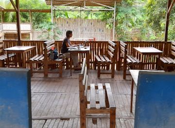 mayotte/dembeni/bar/le-makwe-bar