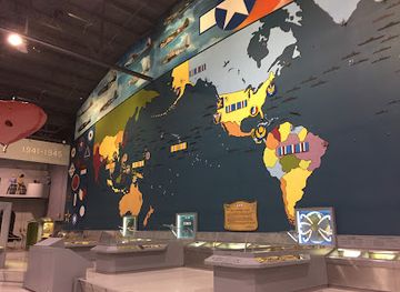 wisconsin/apostle-islands/bar/big-top-chautauqua-box-office-gift-shop