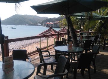 panama/taboga-island/bar/restaurante-playa-honda