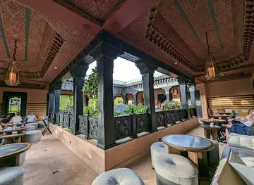 Churchill Bar