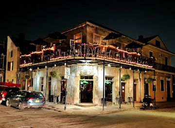 louisiana/new-orleans/french-quarter/bar/good-friends-bar