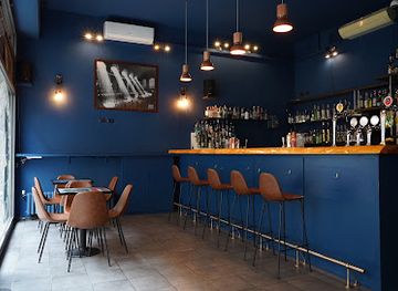 italy/lombardy/bar/the-manhattan