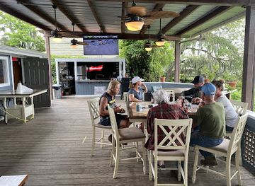 south-carolina/beaufort/bar/the-fillin-station