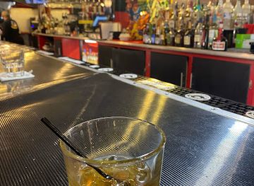 kansas/northeast-kansas/bar/q13-sports-bar-and-grill