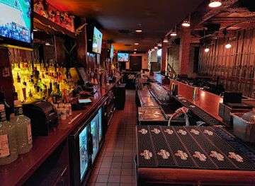 Lucky's Lounge