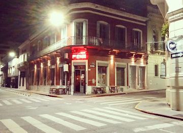 uruguay/montevideo/ciudad-vieja/bar/fenix-bar