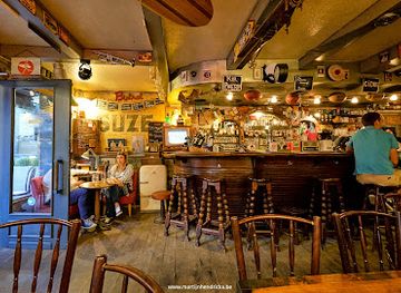 france/saint-malo/bar/le-galion