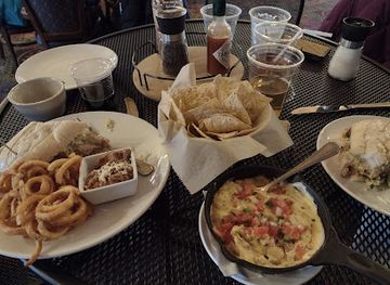 michigan/harbor-springs/bar/zoo-bar