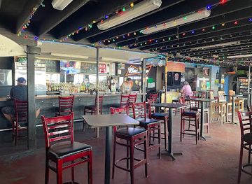 texas/galveston/bar/the-poop-deck