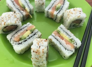 nauru/ijuw/bar/double-j