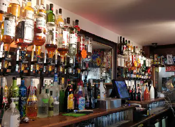 Albert Bar