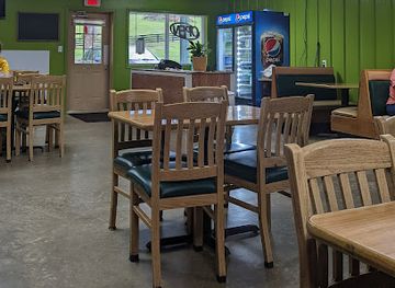 kentucky/carter-caves-state-resort-park/bar/tre-fratelli