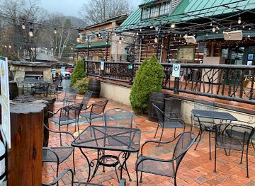 Adirondack Pub & Brewery