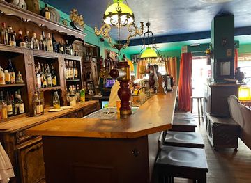 france/caen/bar/moon-sons