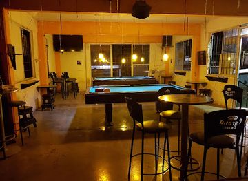 mexico/mulege/bar/billar-beach-life-sport-bar