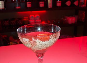 nigeria/mambilla-plateau/bar/ramona-neon-bar