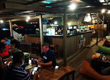 malaysia/langkawi/bar/tulak-cafe-bar