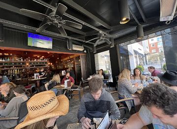 tennessee/nashville/the-gulch/bar/the-pub-nashville