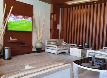 maldives/hulhumale-island/bar/lily-beach-resort-spa-lounge