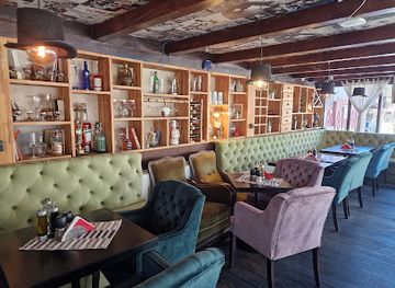 romania/bran-castle-area/bar/east-village